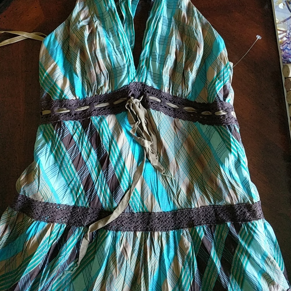 Dress - Picture 2 of 8